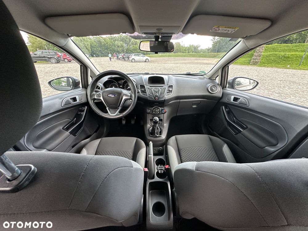Ford Fiesta - 15