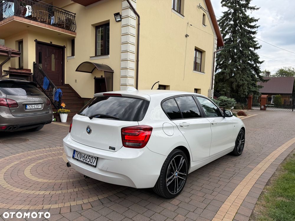 BMW Seria 1 120d Sport Line - 5