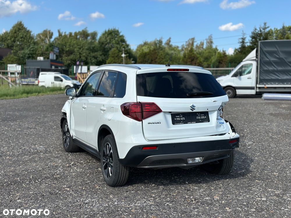 Suzuki Vitara - 12