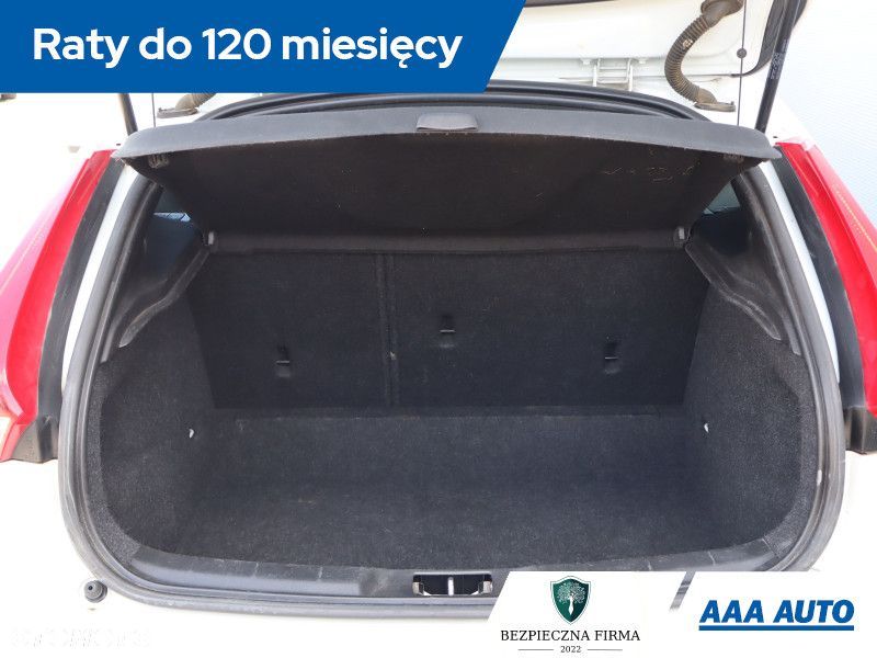 Volvo V40 - 16
