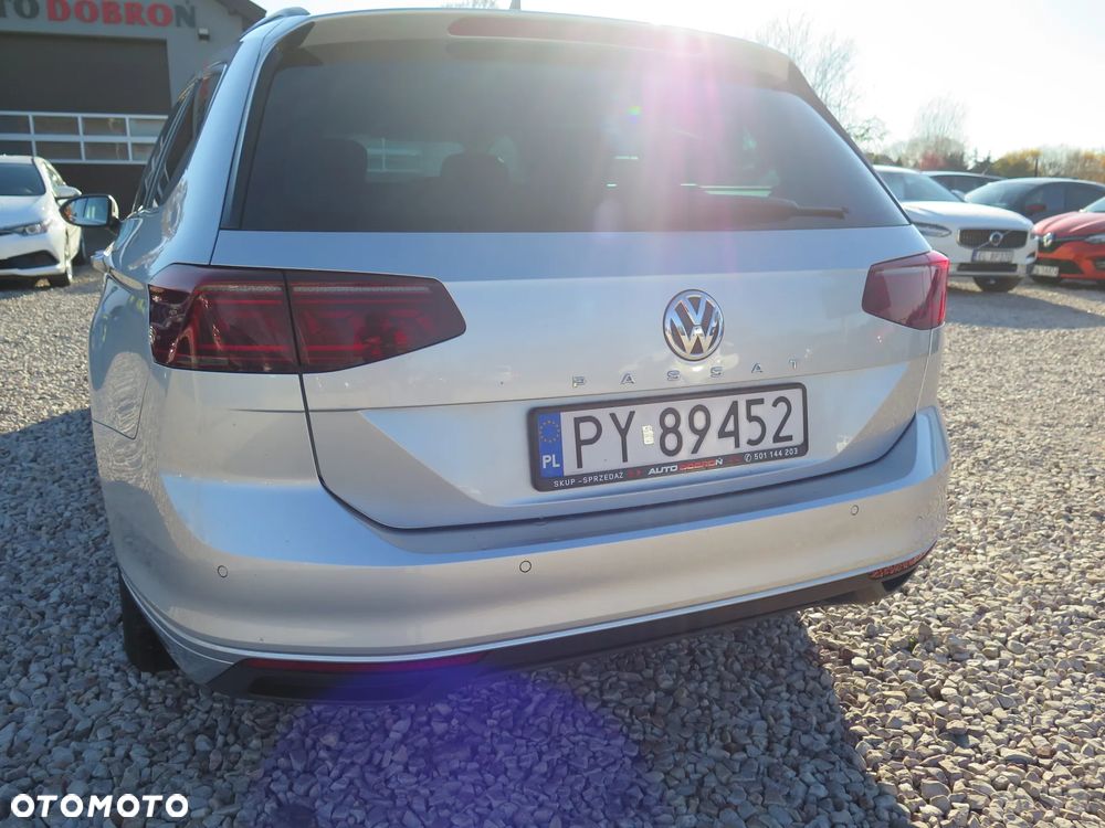 Volkswagen Passat Variant 2.0 TDI 4Mot Elegance DSG - 6