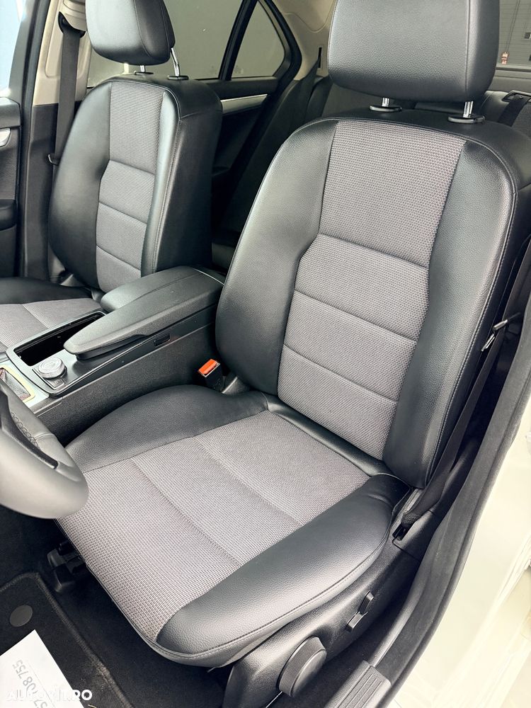 Mercedes-Benz C 220 CDI DPF (BlueEFFICIENCY) Avantgarde - 12