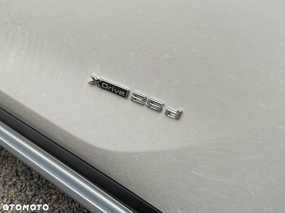 BMW X1 xDrive25d xLine - 23