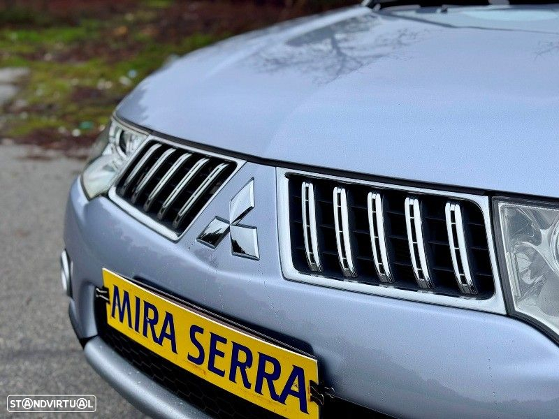 Mitsubishi L200 2.5 DI-D CD Invite AC 4WD - 39