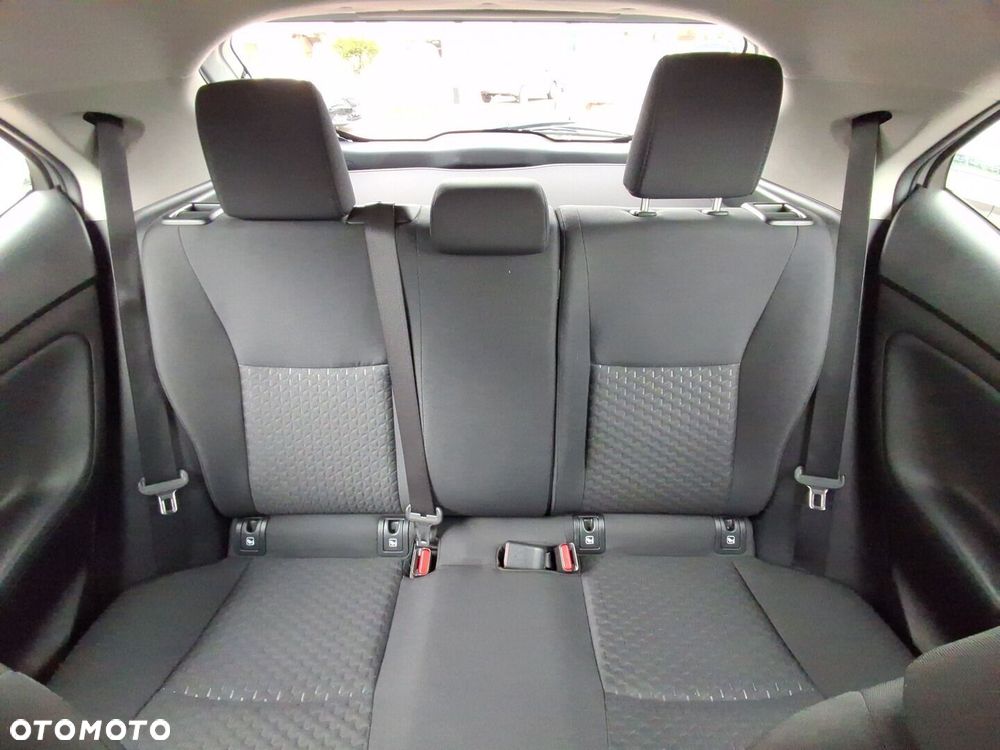 Toyota Yaris Cross Hybrid 1.5 Comfort - 25