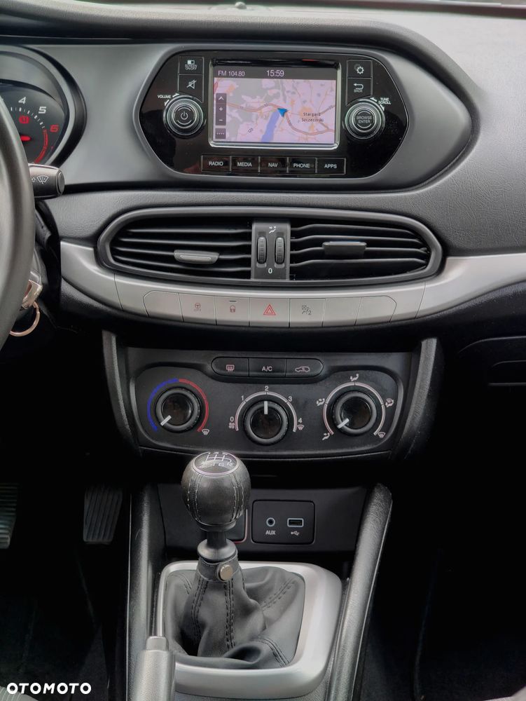Fiat Tipo 1.4 16V More - 9