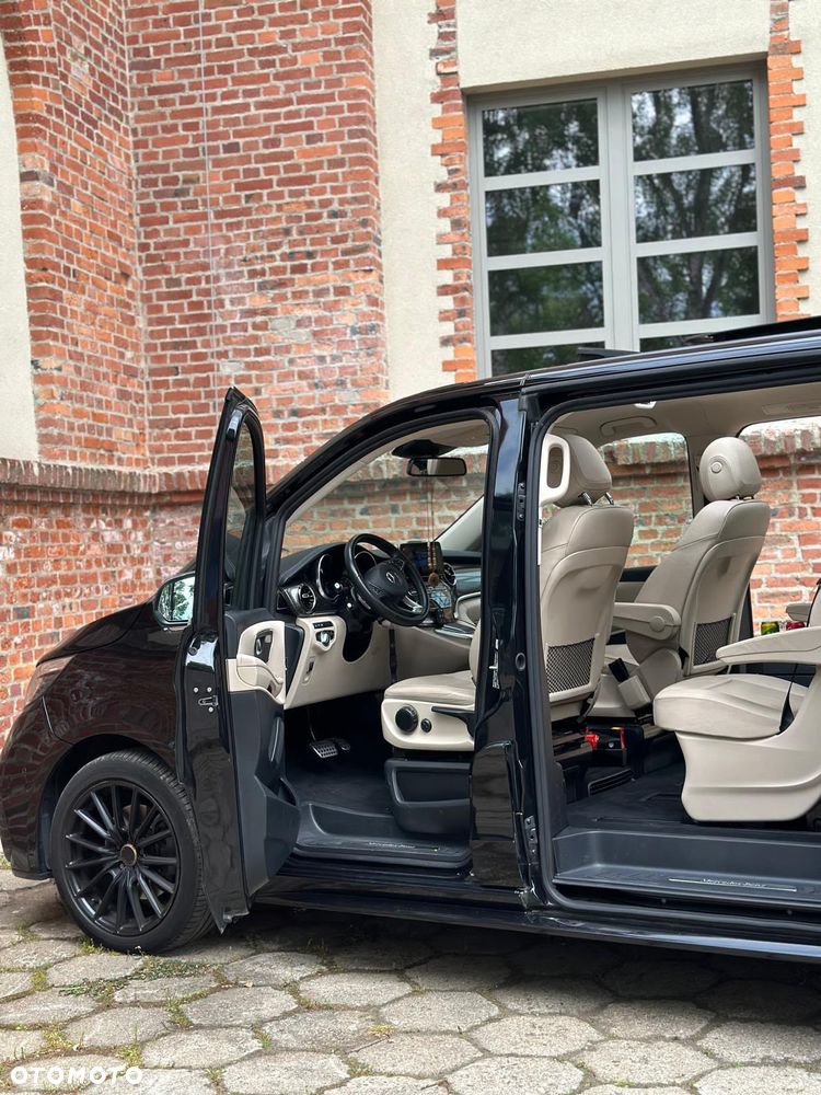 Mercedes-Benz Klasa V 300 d 4-Matic Exclusive 9G-Tronic (d³ugi) - 6