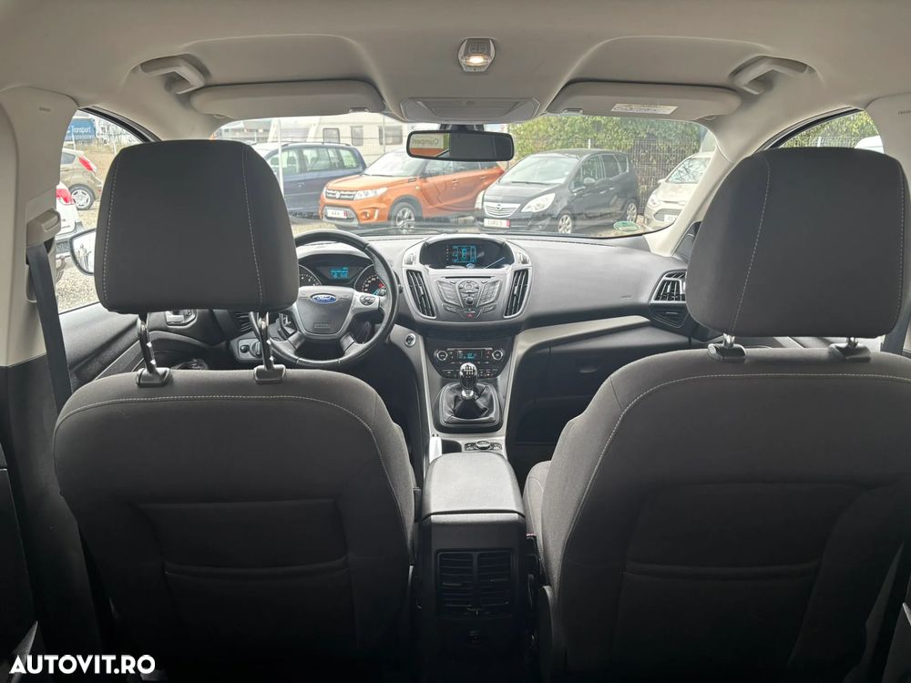 Ford Kuga - 18