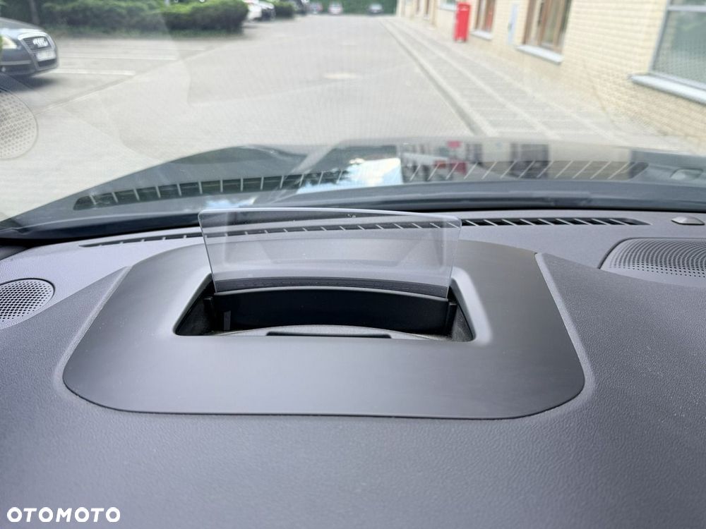 Ford Kuga - 35
