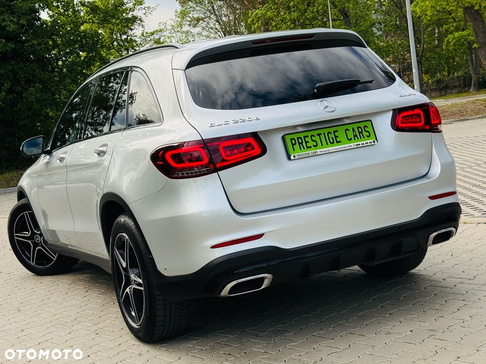Mercedes-Benz GLC 220 d 4Matic 9G-TRONIC AMG Line Plus - 12