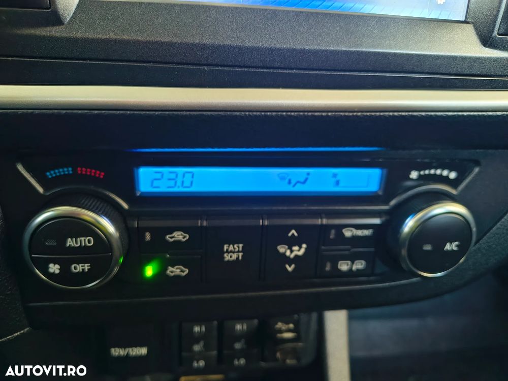 Toyota Auris 1.4 D-4D Comfort - 25