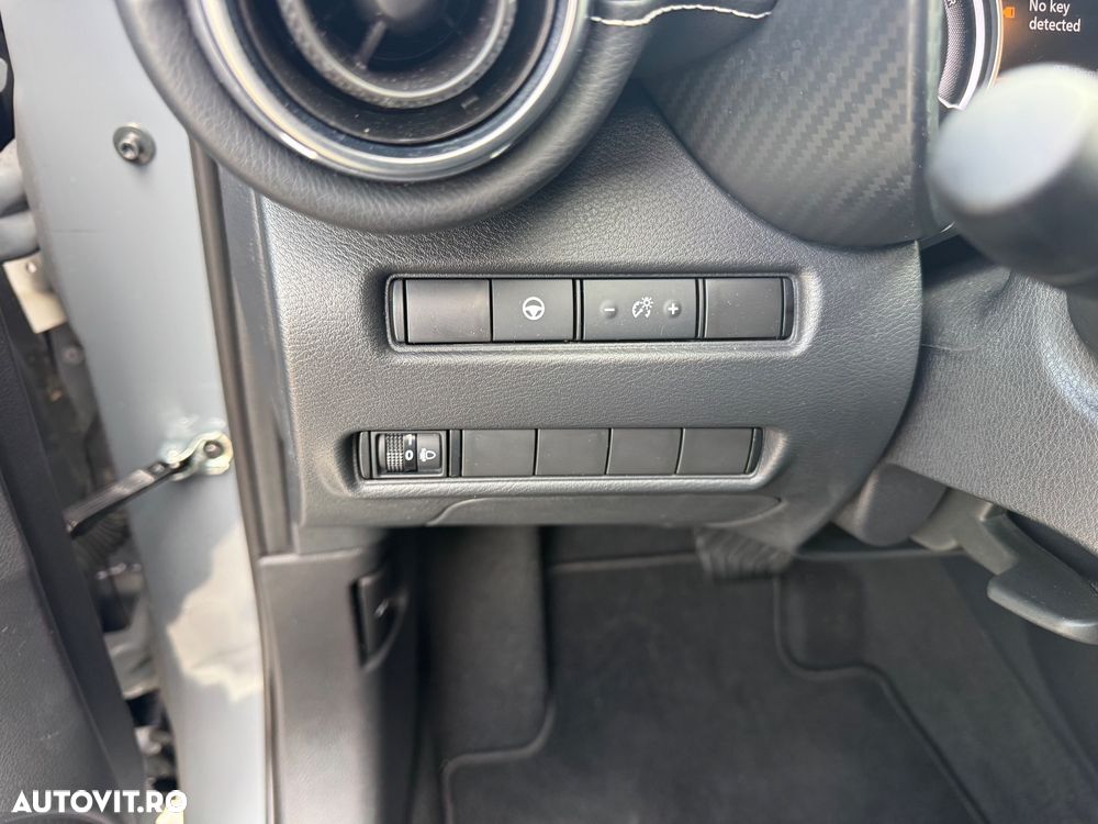 Nissan Juke 1.6 4AMT Tekna - 27