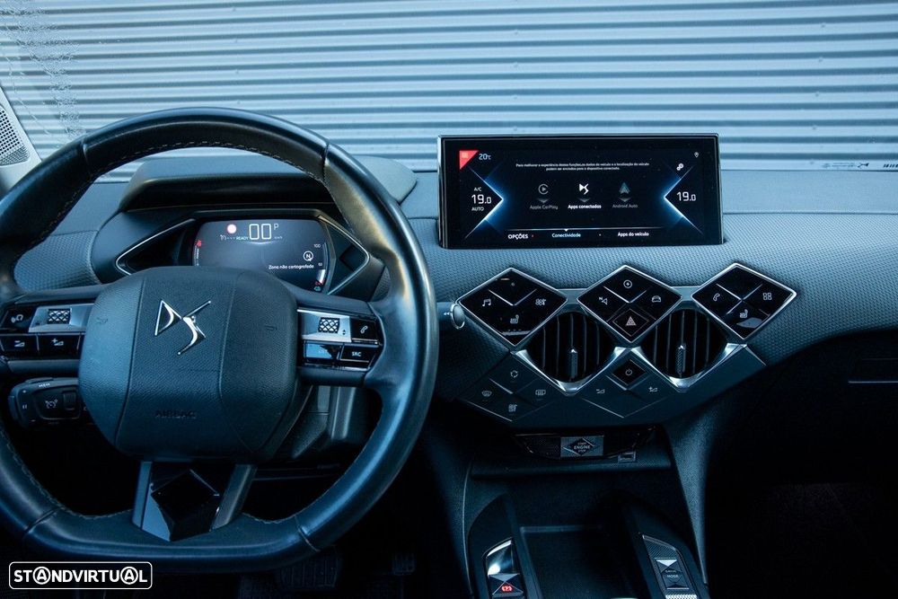 DS DS3 Crossback E-Tense Roofs of Paris - 25