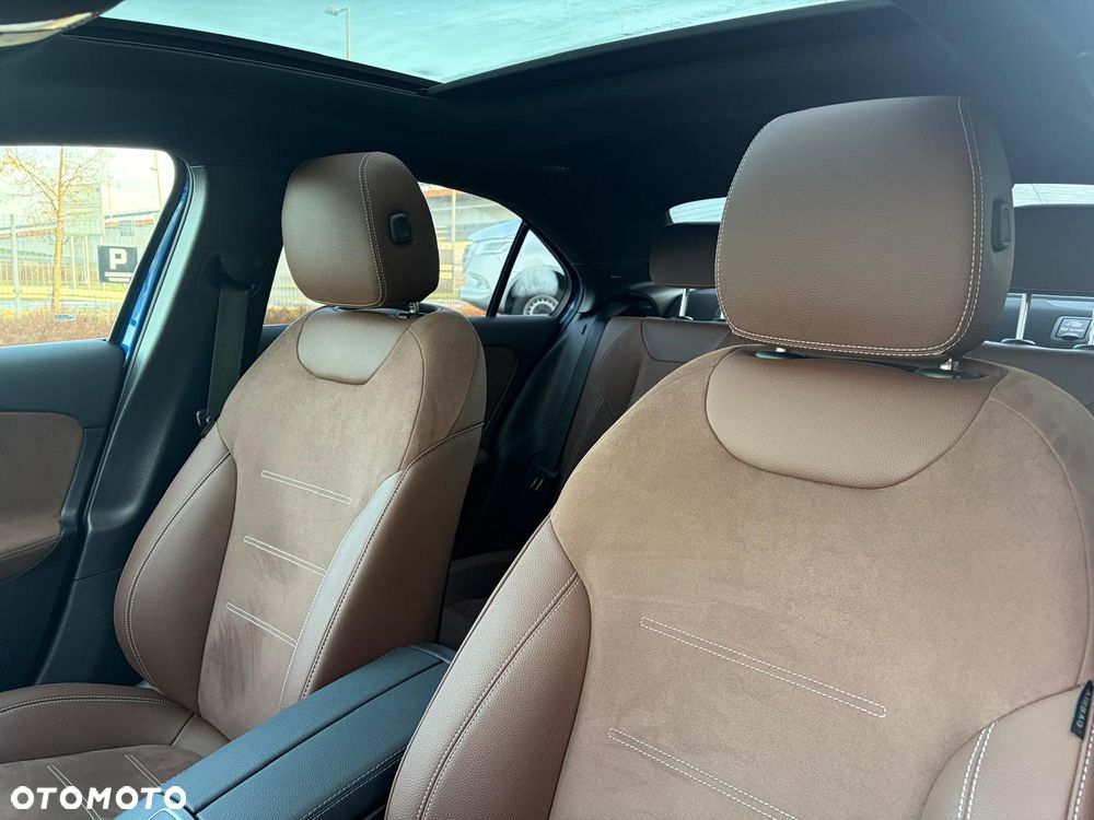 Mercedes-Benz Klasa A 200 d AMG Line 8G-DCT - 12