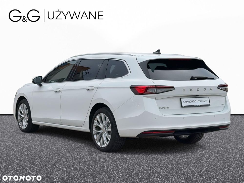 Skoda Superb 2.0 TDI SCR 4x4 Selection DSG - 4