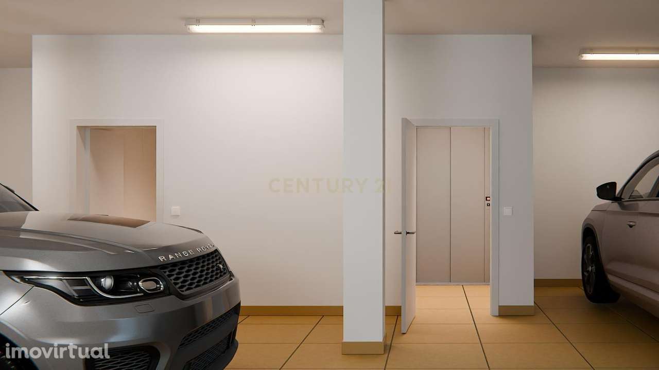 Fantástica Moradia T3 - 4 assoalhadas - Vila Nogueira de Azeitão - Grande imagem: 4/28