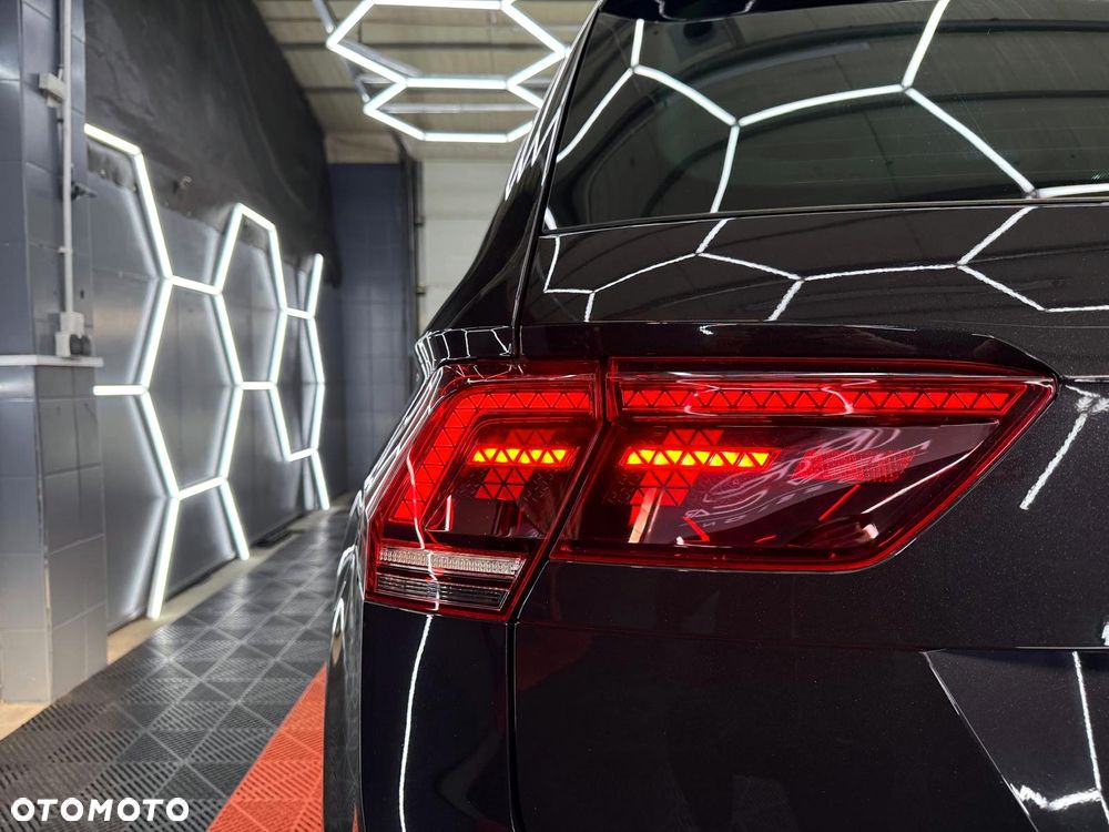 Volkswagen Tiguan 2.0 TDI SCR 4MOTION DSG Highline - 9