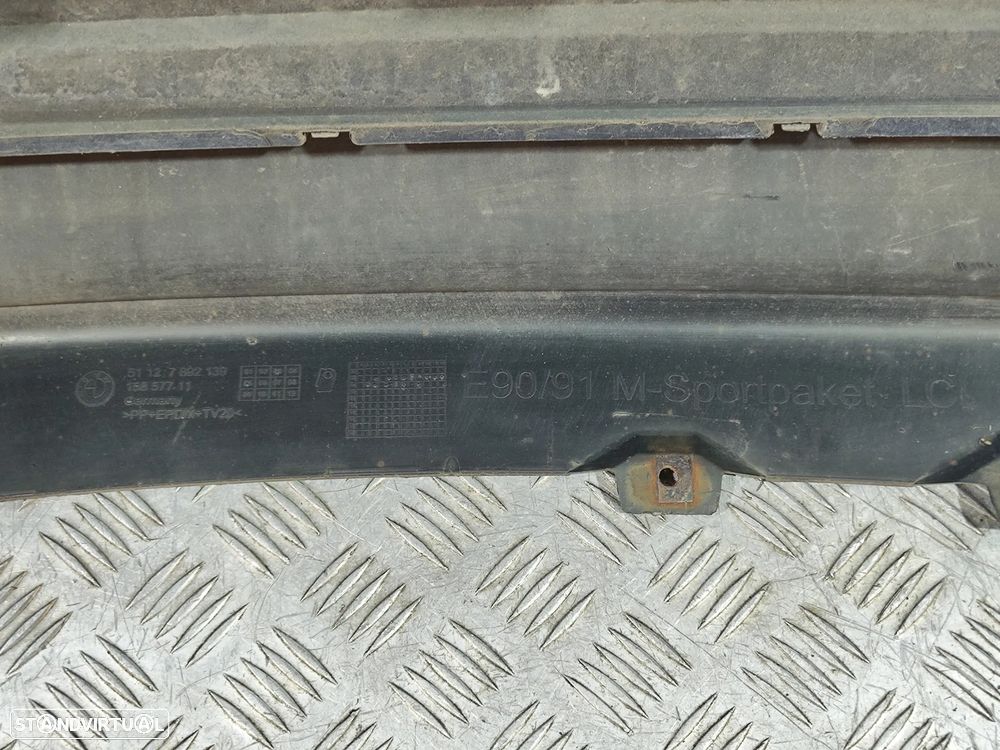 Parachoques Traseiro Trás Original BMW Serie 3 E90 Sedan LCI Pack M com sensores de estacionamento - 8