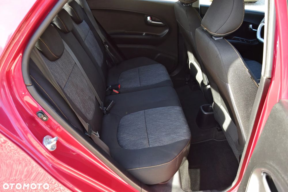 Kia Picanto - 33