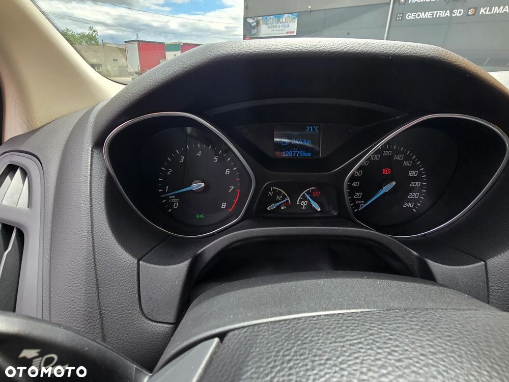 Ford Focus 1.0 EcoBoost Trend - 13