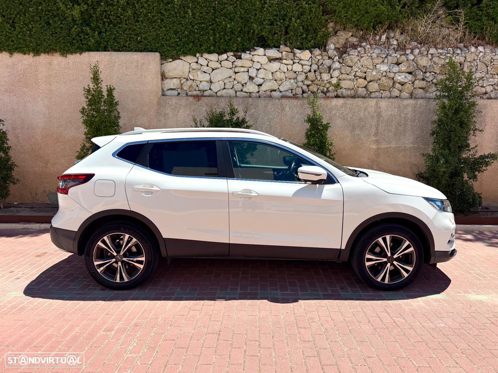 Nissan Qashqai 1.5 dCi N-Connecta - 1