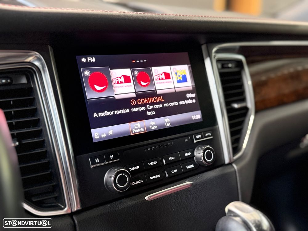 Porsche Macan S - 23