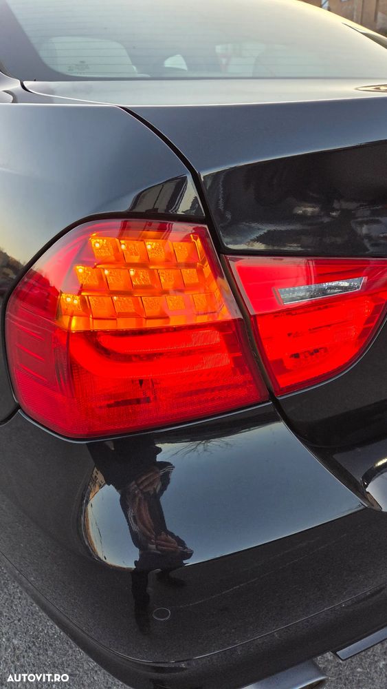 BMW Seria 3 320d DPF - 36