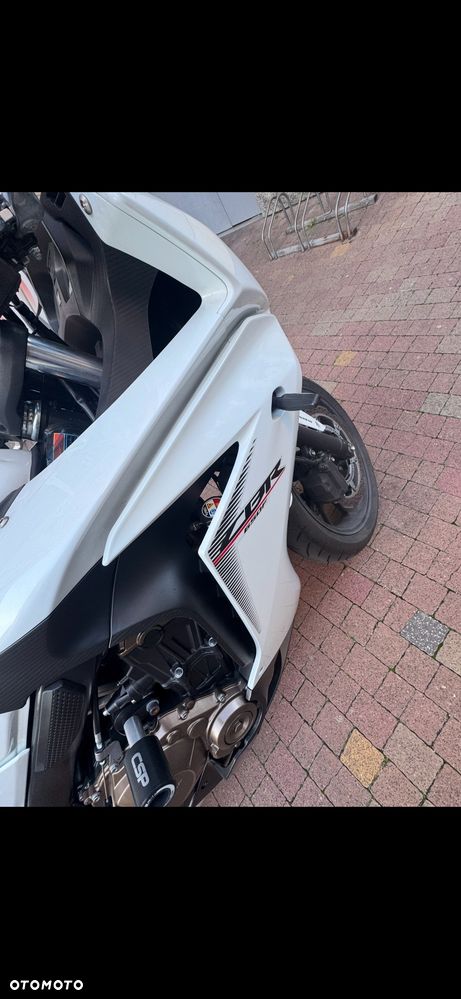 Honda CBR - 13