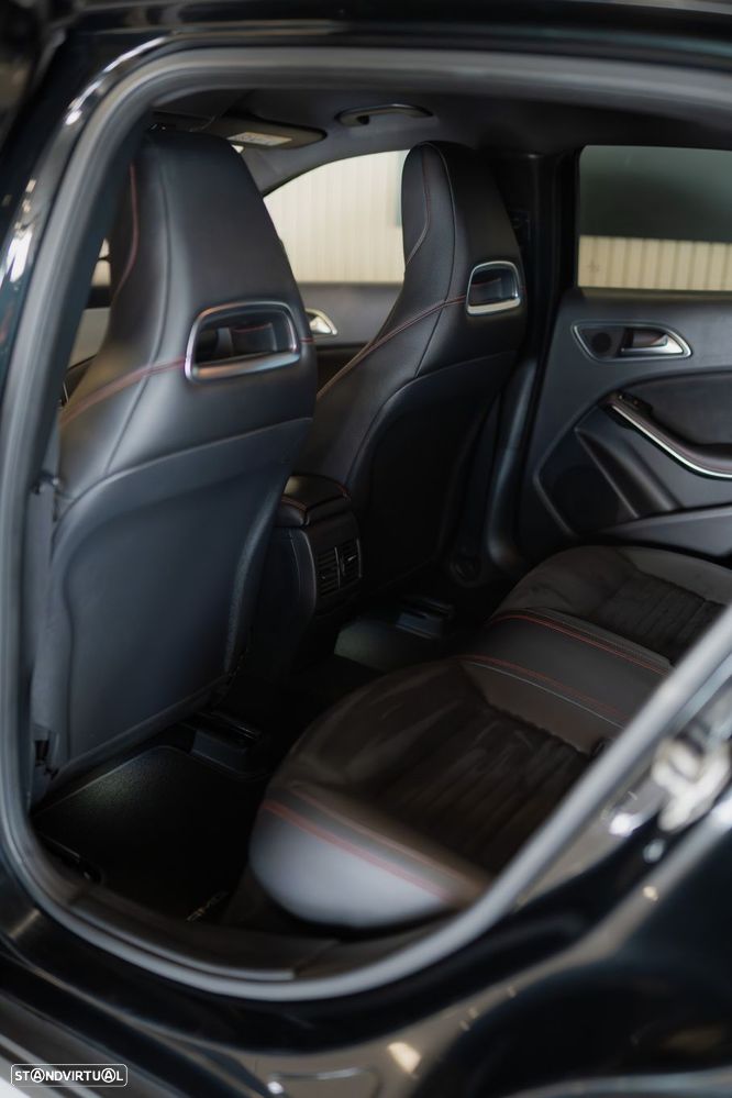 Mercedes-Benz GLA 180 d AMG Line Aut. - 22