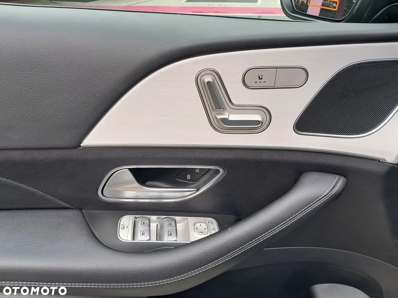 Mercedes-Benz GLE 300 d 4-Matic - 10