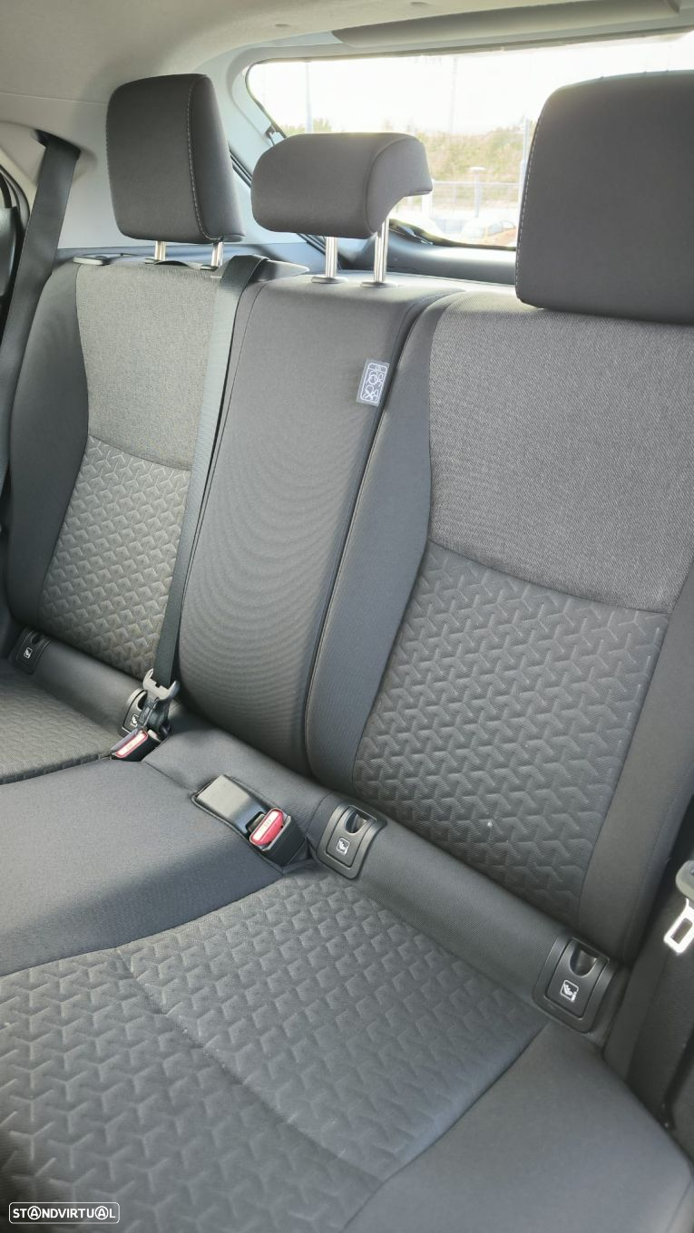 Toyota Yaris Cross - 17