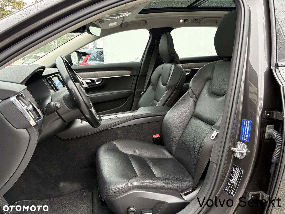 Volvo V90 Cross Country - 9