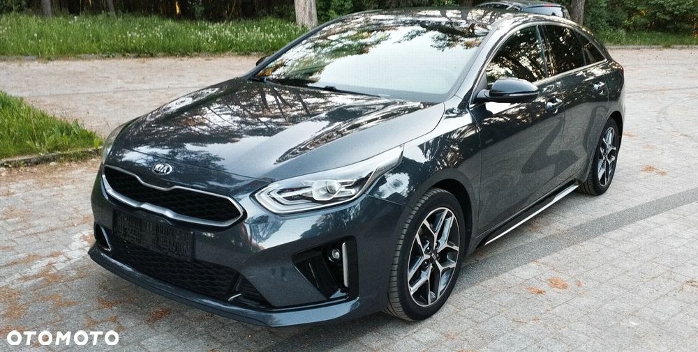 Kia ProCeed 1.6 CRDi SCR GT LINE - 24