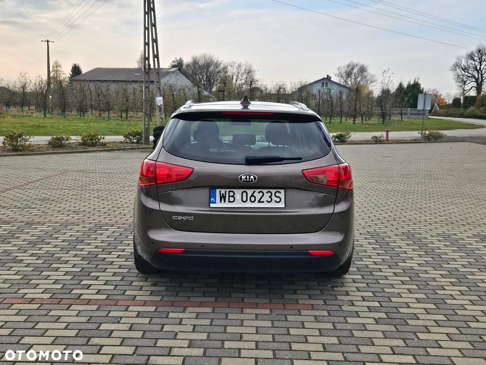 Kia Ceed 1.6 GDI L - 8
