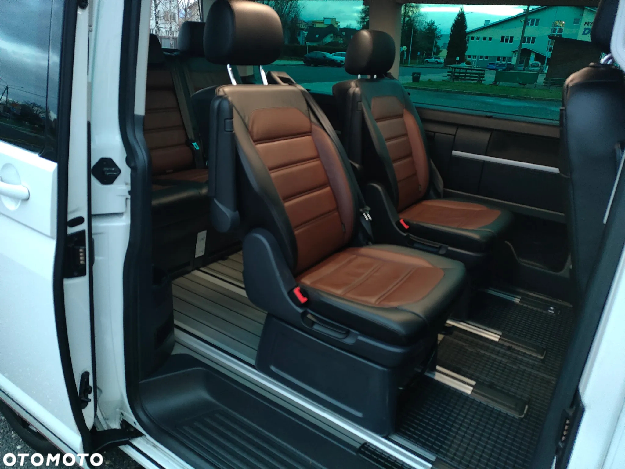 Volkswagen Multivan 6.1 2.0 TDI L1 Comfortline 4Motion DSG - 29
