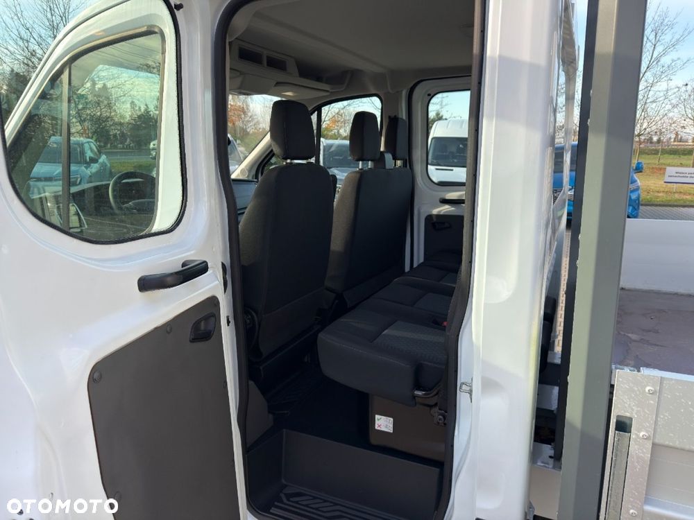 Ford Transit - 25