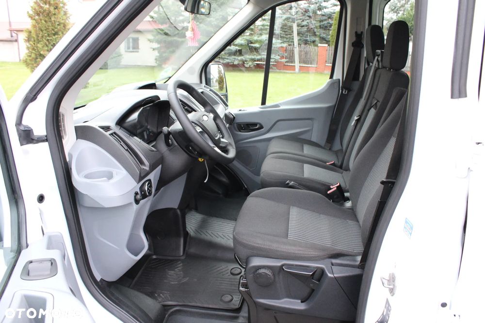 Ford Transit - 10