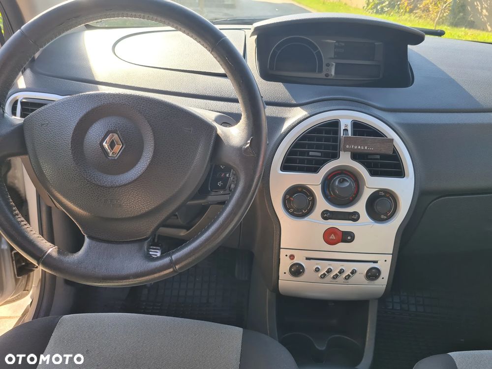 Renault Modus - 18