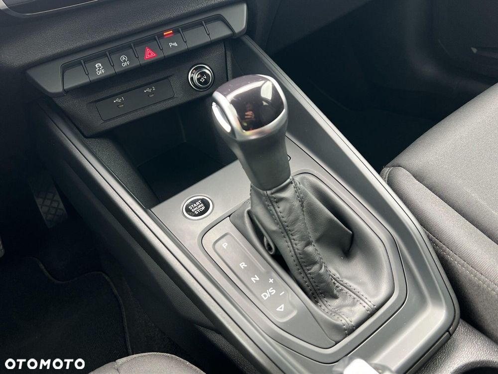 Audi A1 Sportback 35 TFSI Advanced S tronic - 31