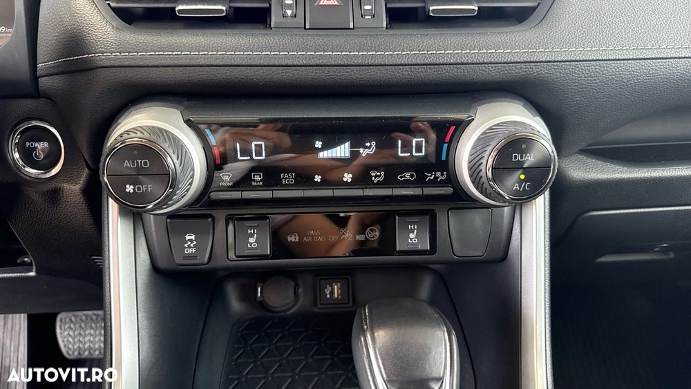 Toyota RAV4 2.5 VVT-iE 4x4 Dynamic - 24
