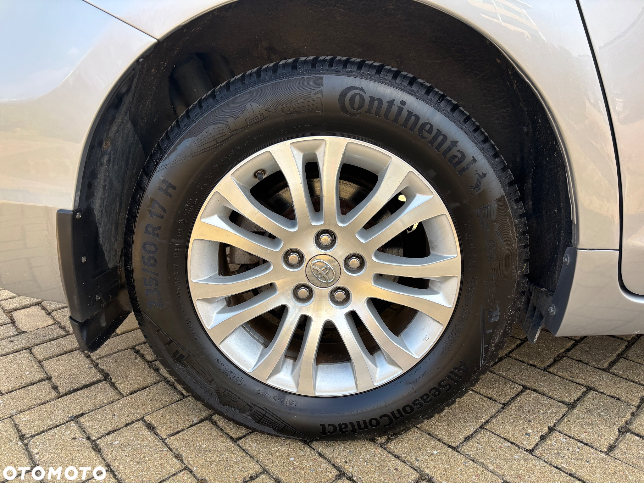 Toyota Sienna 3.5 V6 XLE AWD - 21