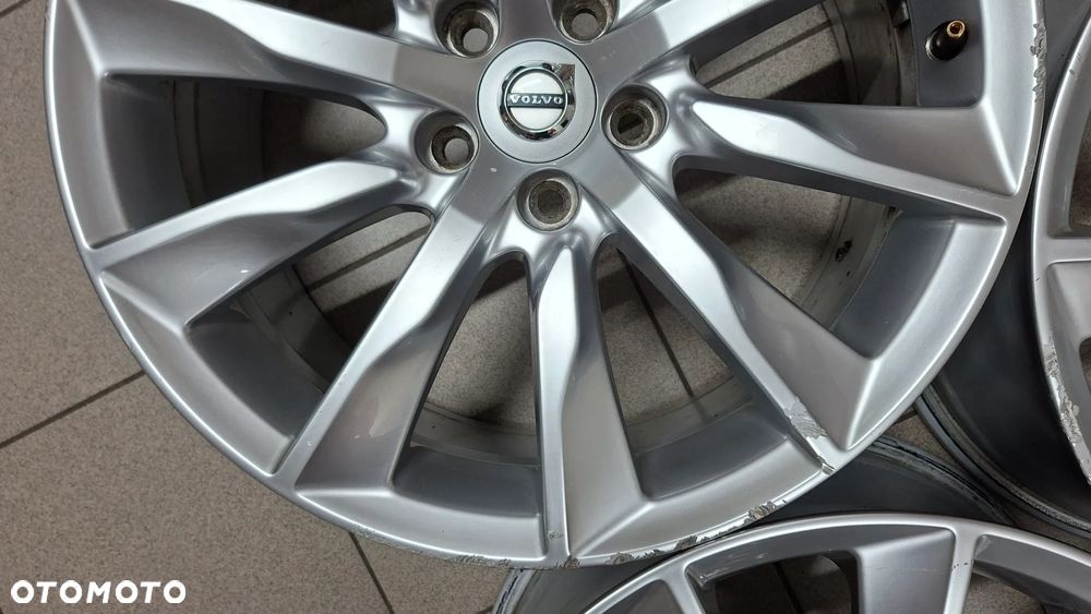 Felgi Aluminiowe 18 Volvo S90 V90 5x108 ET 42 - 12