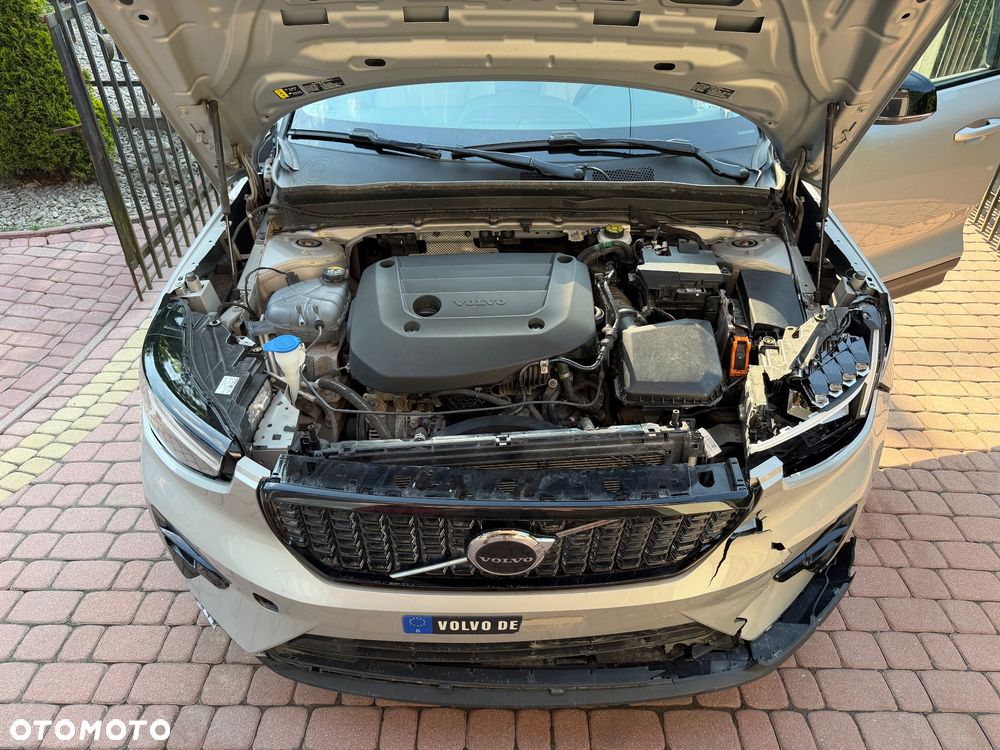 Volvo XC 40 B5 B AWD Ultimate Dark - 38