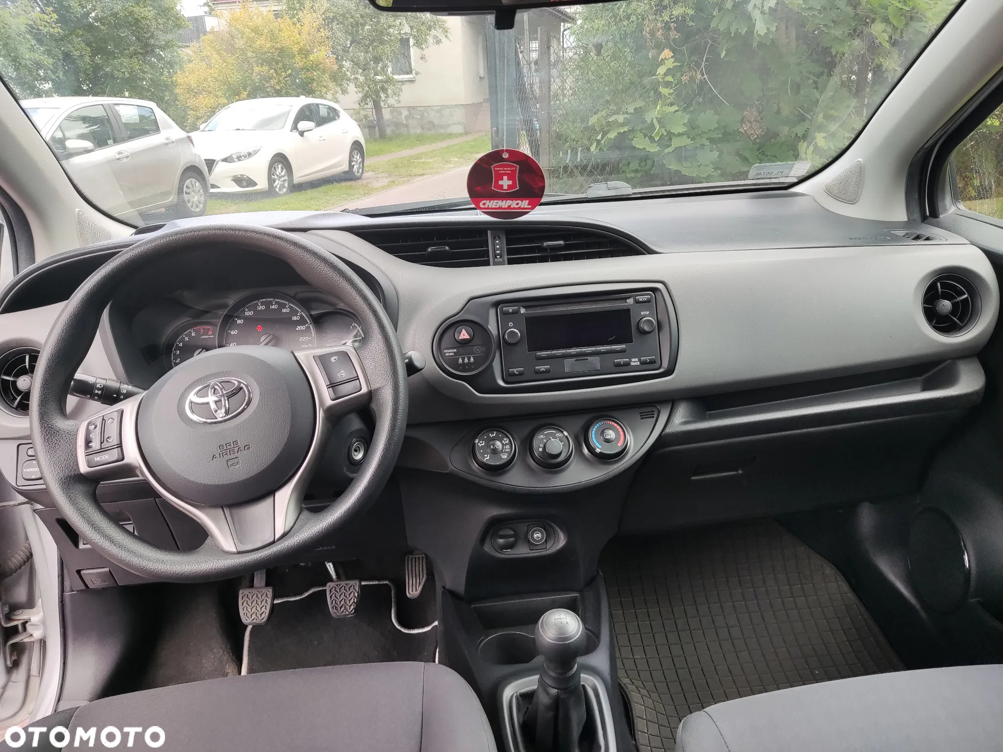 Toyota Yaris 1.0 Active - 11