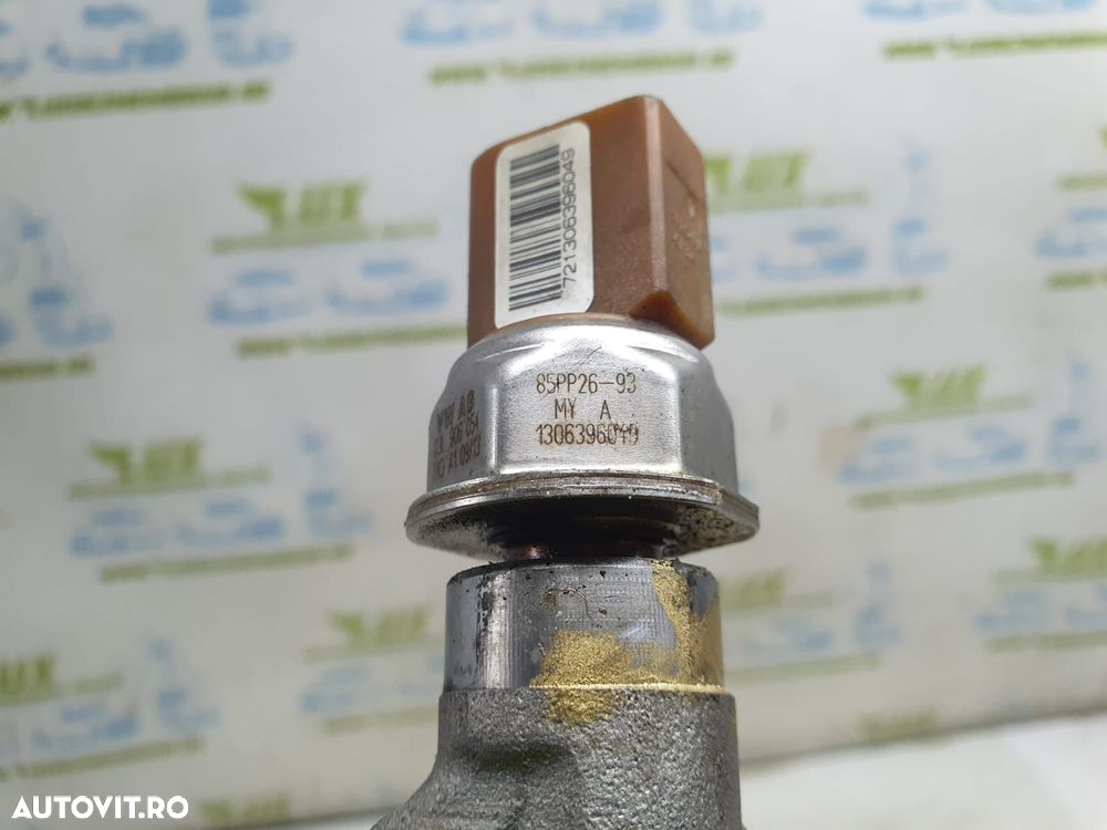 Rampa injectoare 2.0 tdi CFH CFF CFG 03l089m r03l125c Volkswagen VW T - 4