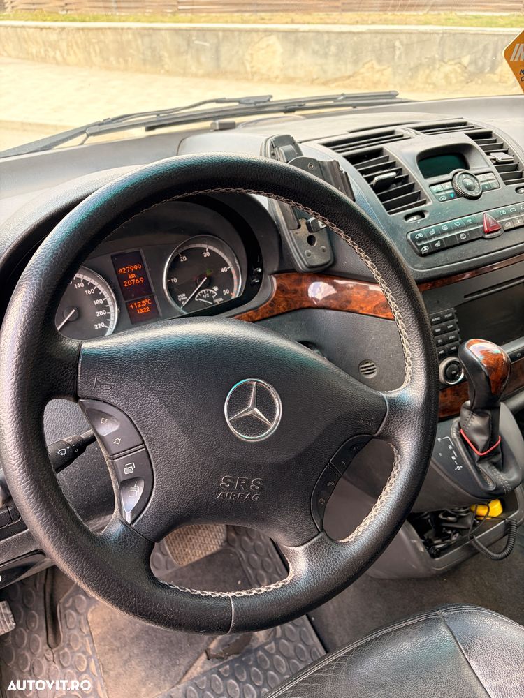 Mercedes-Benz Viano - 8
