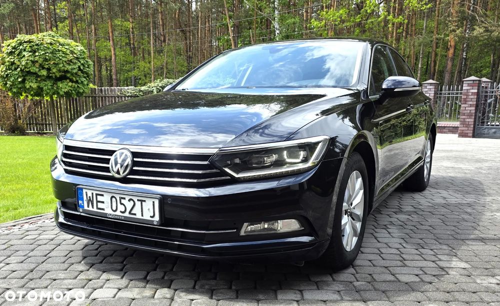 Volkswagen Passat - 8