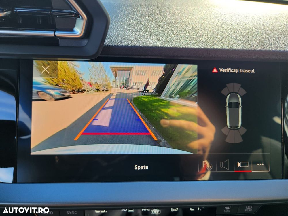 Audi A3 35 TDI S tronic - 21