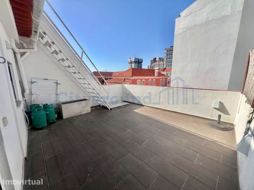 Prédio de charme em azulejo em Campo de Ourique | Elevado potencial... - Grande imagem: 3/11