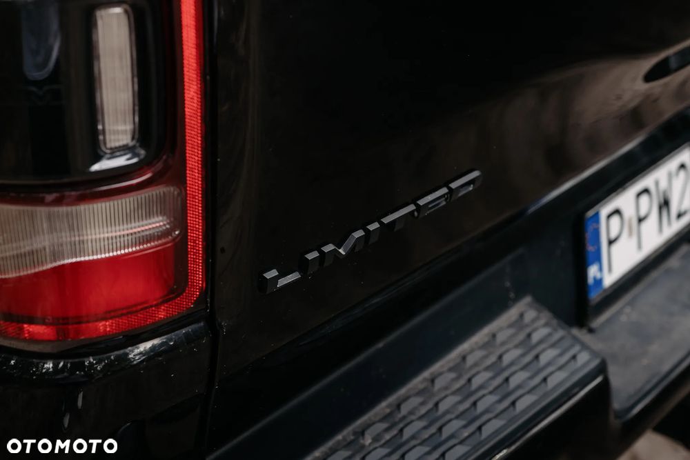 RAM 1500 Crew Cab Shortbed Limited - 19